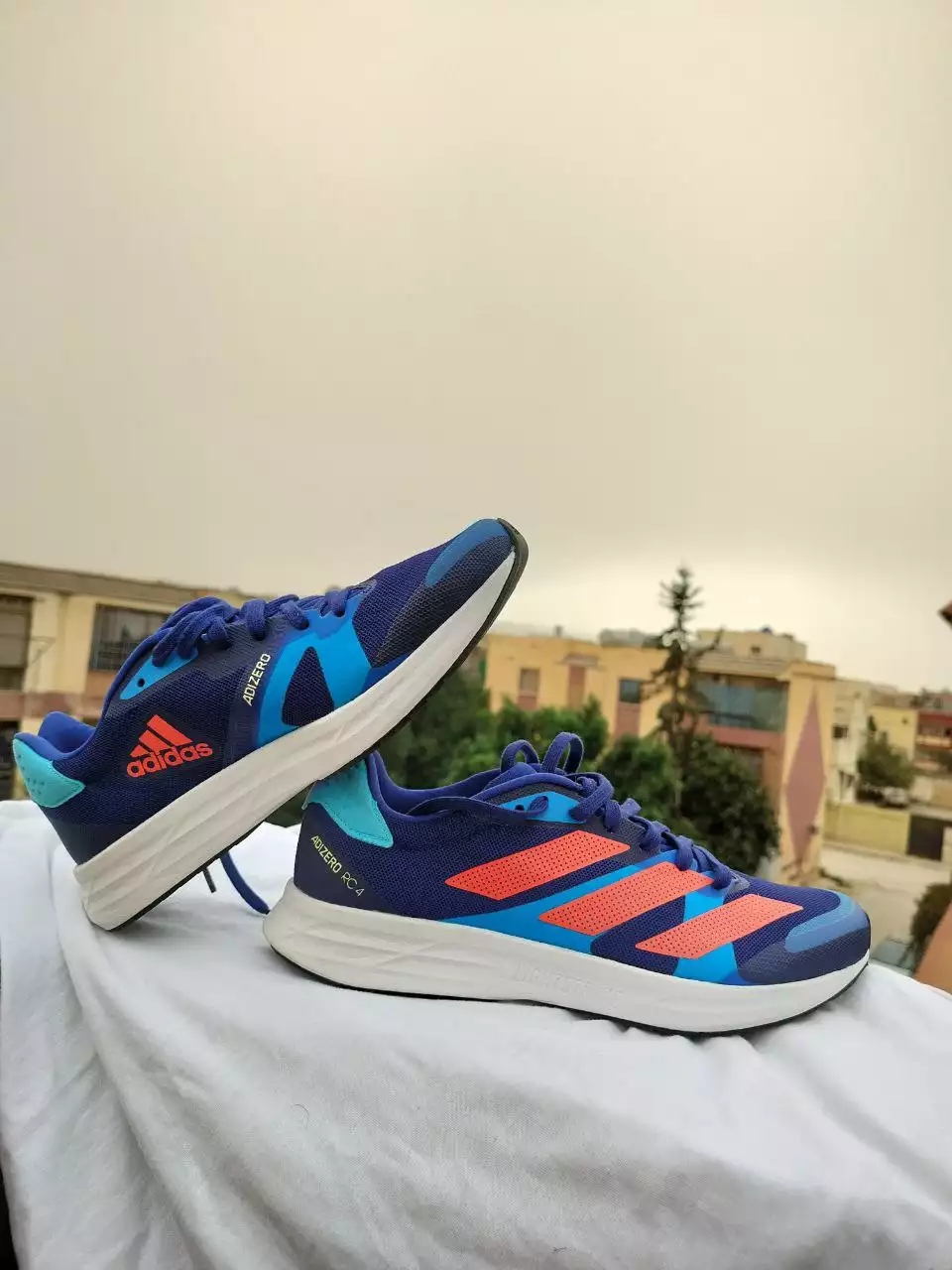ADIDAS ADIZERO 